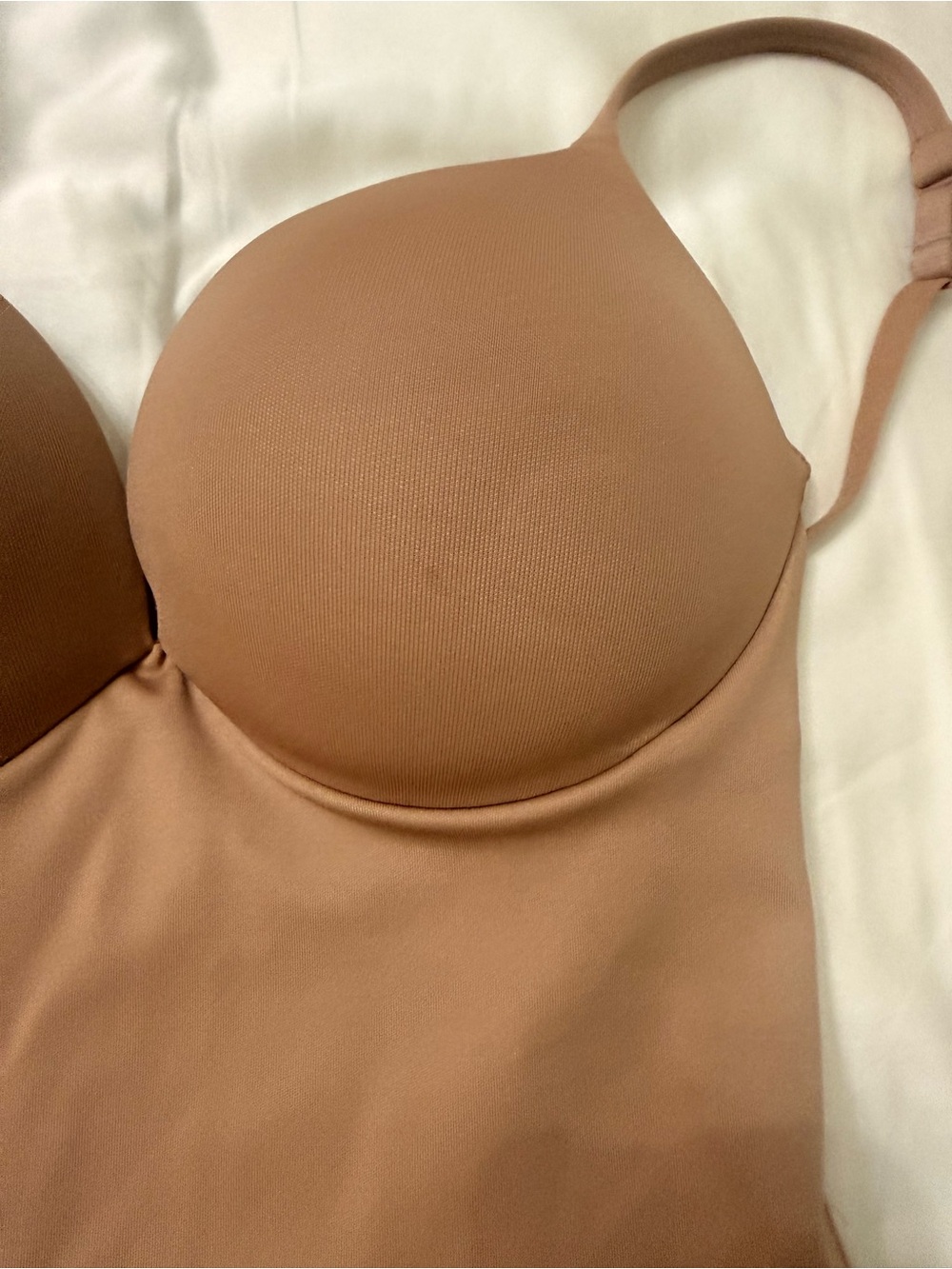 SKIMS Seamless Sculpt Thong Bodysuit Shapewear Nude/Tan Size Small - Picture 5 of 9